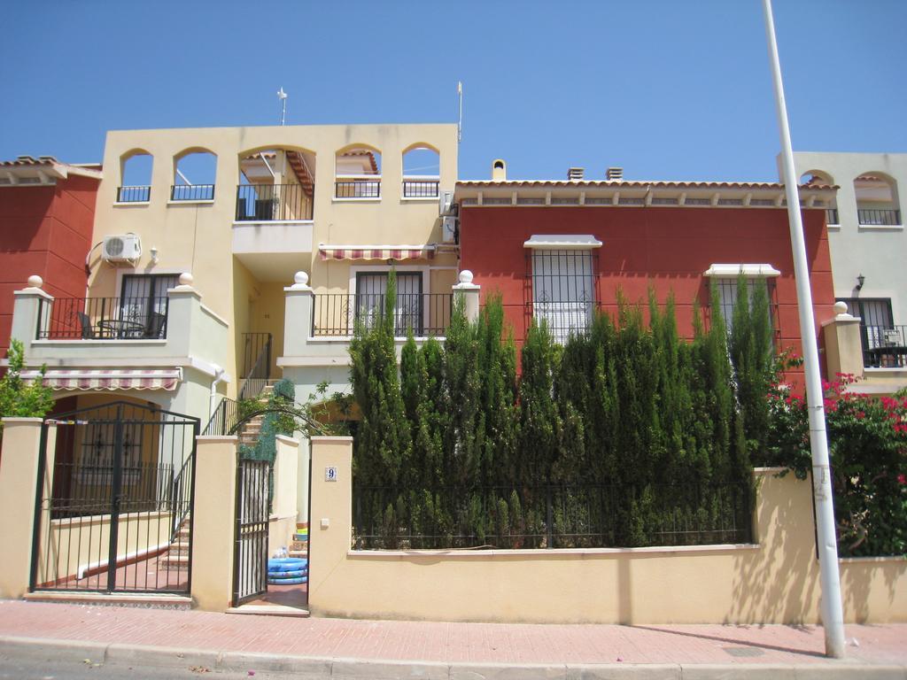Bungalow Altos De La Bahia Torrevieja Phòng bức ảnh