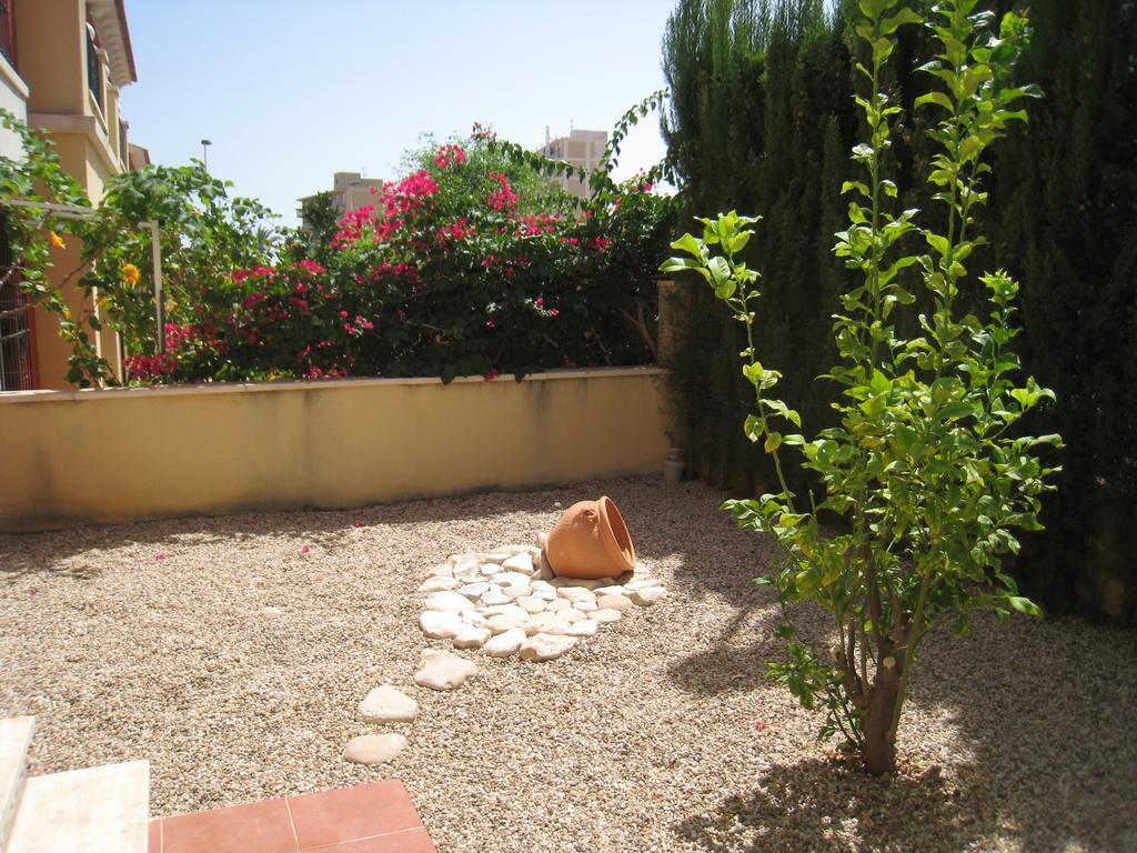 Bungalow Altos De La Bahia Torrevieja Phòng bức ảnh