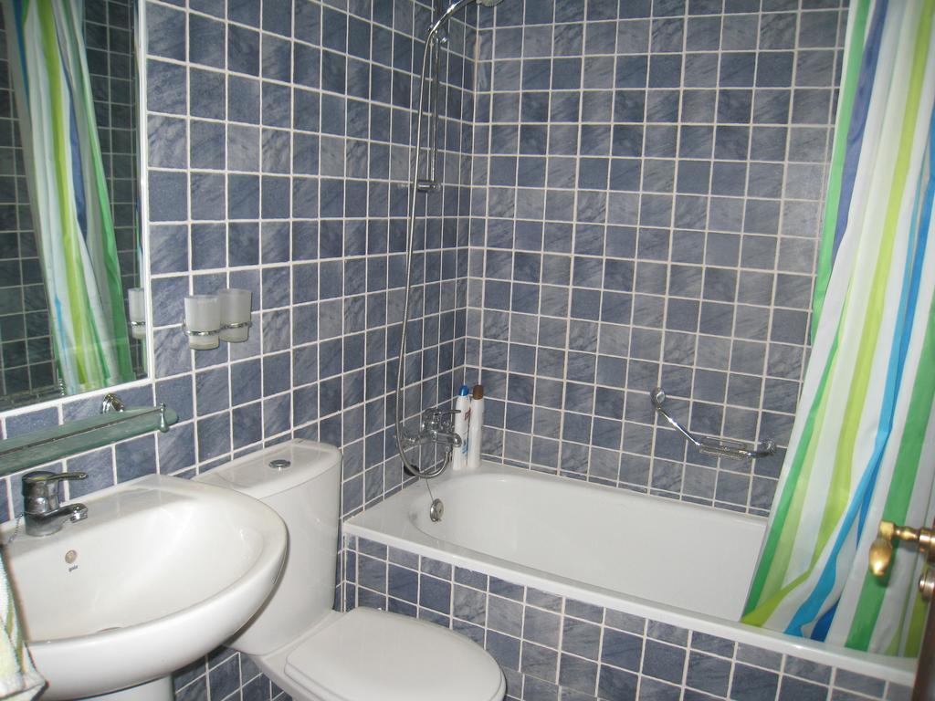 Bungalow Altos De La Bahia Torrevieja Phòng bức ảnh
